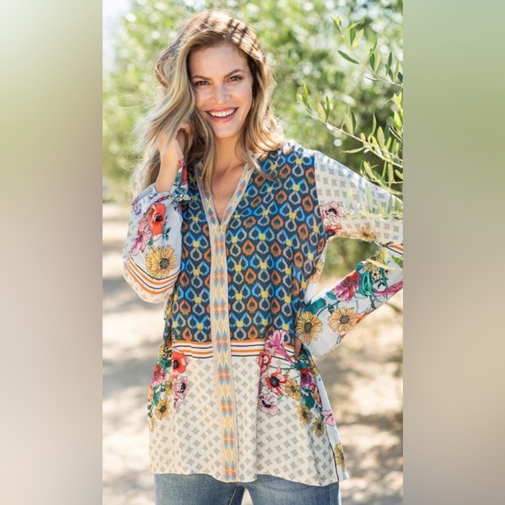 JOHNNY WAS Becca V-Neck Embroidered Blouse Tunic Floral Scarf Print Top Size S